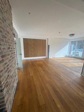 Foto - Attraktive Gewerbefläche für Büro,Kosmetik etc.