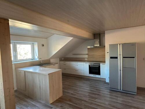 Foto - Große 3-Zimmer-Wohnung inkl. EBK zu vermieten