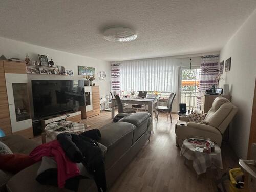 Foto - Helle, sonnige 3-Zi-Wohnung in ruhiger Lage