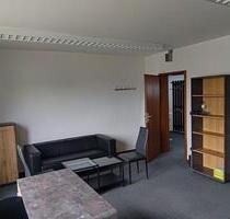Büro zu vermieten - 445,00&nbsp;EUR Kaltmiete, ca.&nbsp; 26,29&nbsp;m&sup2; in Garbsen (PLZ: 30827) Berenbostel