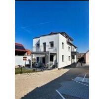 Neubau 4-Zimmer-Wohnung in idyllischer Lage - Bad Neustadt an der Saale