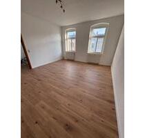 Lichtdurchflutete 4-Zimmer-Wohnung | 101m² | Loggia | Kernsaniert - Gera Alt-Bieblach