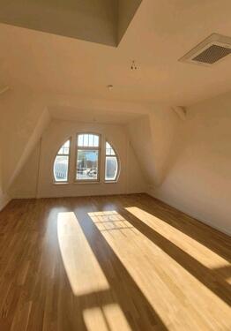 Foto - Helle 4-Raum-Wohnung mit Balkon und Klimaanlage