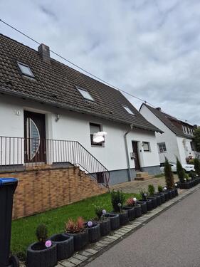 Foto - Haus zur Miete - 1.250,00 EUR Kaltmiete,