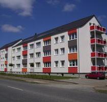 2-Raumwohnung im Dachgeschoss mit Balkon und Aufzug im Haus - Parchim