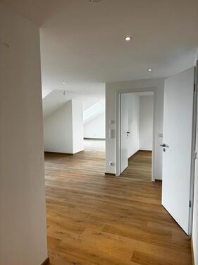 Foto - Erstbezug - Moderne 3-Zimmer Wohnung mit Balkon