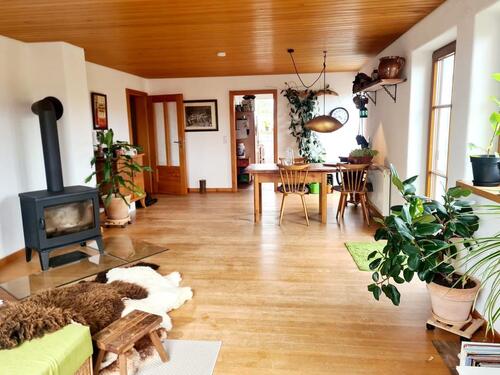 Foto - Sonnige 5-Zimmer Dachgeschoss-Wohnung mit Balkon auf Bauernhof