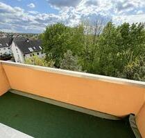 3-Zimmer-Wohnung mit Balkon, Stellplatz, EBK und Badewanne - Merseburg