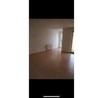 Lichtdurchflutete Zwei-Zimmerwohnung - Bad Neustadt an der Saale
