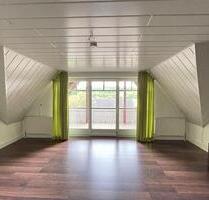 119 m² DG-Wohnung: Südblick, EBK & Garten in Hanglage - Buttenheim