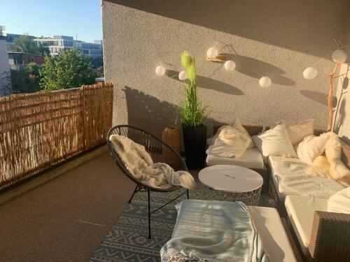 Foto - Möblierte Wohnung mit 2 Zimmern, großem Balkon und EBK in München