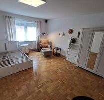 WG - Zimmer 23 qm voll möbliert, modern hell Ludwigsburg zentral