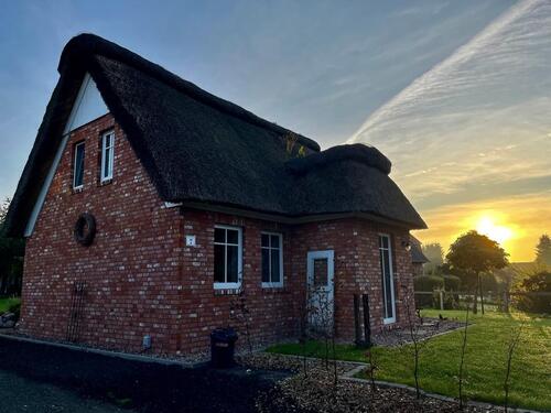 Foto - Ferienhaus Kleine Auszeit im Reetdachhaus zwischen Elbe und Moor