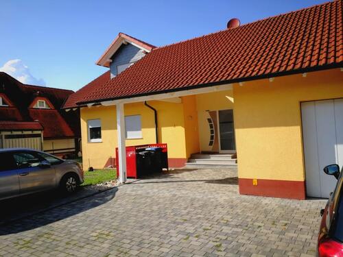 Foto - Helle moderne 4 Zimmer-Whg. mit 3 Schlafräumen in Großwallstadt