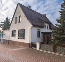 Einfamilienhaus mit Garten u. Ausbaupotential in Heringen (Werra)