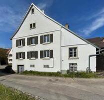 Charmantes Bauernhaus mit Scheune und Stallungen in Wintersweiler - Efringen-Kirchen