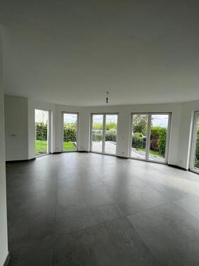 Foto - Einfamilienhaus zur Miete in Bornheim