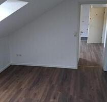 Gepflegte 1-Zimmer-Wohnung im Dachgeschoss zu vermieten - Hannover Vahrenwald-List