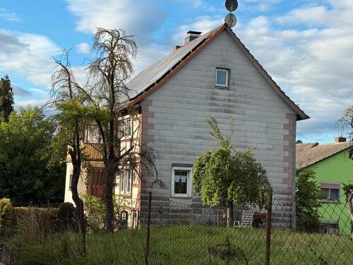 Foto - 4 Zimmer Mehrfamilienhaus, Wohnhaus in Homberg (Efze)