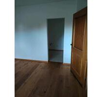 Helle 1-Zimmer-Wohnung in Schwifting, bei Landsberg am Lech