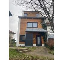 Vermiete Reihenhaus - 1.250,00 EUR Kaltmiete, in Kirchberg im Wald (PLZ: 94259)