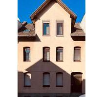 Kapitalanlage Mehrfamilienhaus - 182.000,00 EUR Kaufpreis, in Helmstedt (PLZ: 38350)