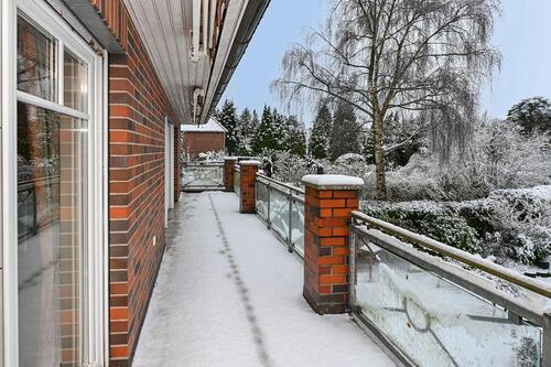 Foto - Großzügige 3-Zimmer-Wohnung mit 110 m² in Hamburg-Iserbrook...