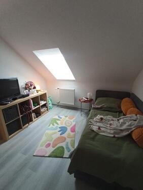Foto - 1 Zimmer Dachgeschoßwohnung zur Miete in Saarbrücken