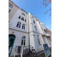 RAUS von ZUHAUS und REIN in die erste eigene Bude - Stralsund Langendorfer Berg