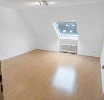 Vorankündigung: 2,5-Zi-DG-Wohnung mit Balkon & Stellplatz - Wöllstadt