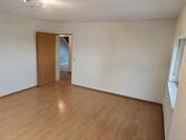 Foto - 2.5 Zimmer Dachgeschoßwohnung zur Miete in Wöllstadt
