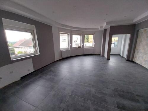 Foto - Ottweiler -Neumünster: bezugsfertige, sanierte 2,5-ZKB (ca.70m²) Altbauwohnung im Erdgeschoss