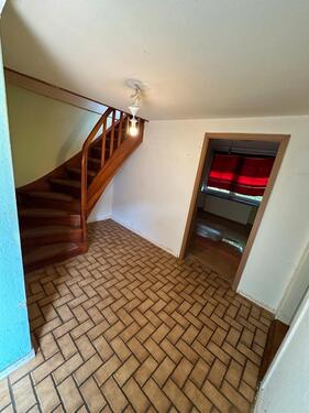 Foto - Schöne, geräumige 3 12 Zimmer Wohnung mit Garten und Garage