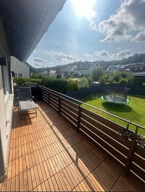 Foto - Kernsanierte 4-Zimmer Wohnung mit 45qm DG in ruhiger Lage