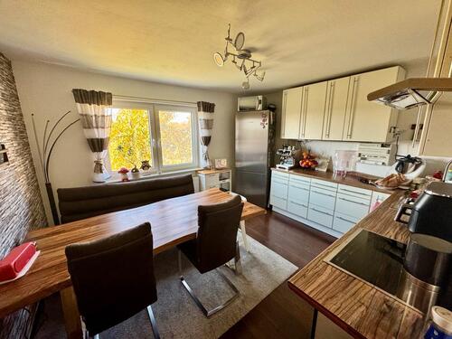 Foto - Lichtdurchflutete 4 Zimmer Wohnung mit Garten, Balkon und Garage