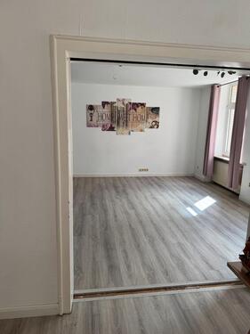 Foto - 6 Zimmer Wohnung - 1.300,00 EUR Kaltmiete, ca.  140,00 m²
