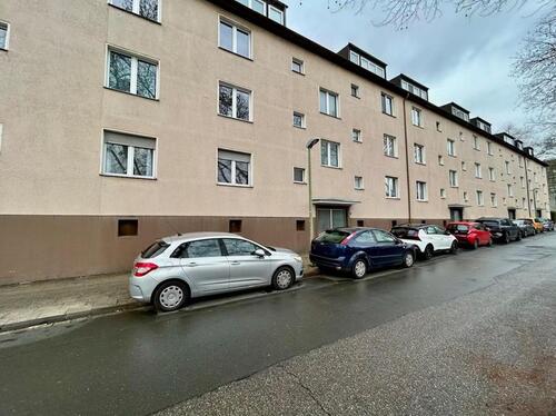 Foto - Frisch renovierte Altbauwohnung in Seitenstraße und unmittelbarer Uniklinik-Nähe in Holsterhausen