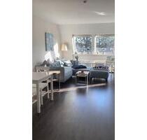 Mieter ab Aug. für 1 Jahr evtl. dann komplett für 3 Zimmer - Berlin Steglitz-Zehlendorf