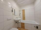 Foto - 3 Zimmer mit Aussicht! - 327,00 EUR Kaltmiete,