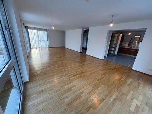 Foto - Exklusive Maisonettewohnung – diskret, großzügig, privat