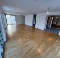 Exklusive Maisonettewohnung – diskret, großzügig, privat - Düsseldorf Stadtbezirk 5