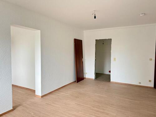 Foto - Tolle 1 ZKBB Souterrain Wohnung mit Balkon - Erstbezug nach Sanierung