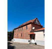 DG Wohnung ( nur 2Treppen ) - 350,00 EUR Kaltmiete, ca.  62,00 m² in Hohenmölsen (PLZ: 06679)