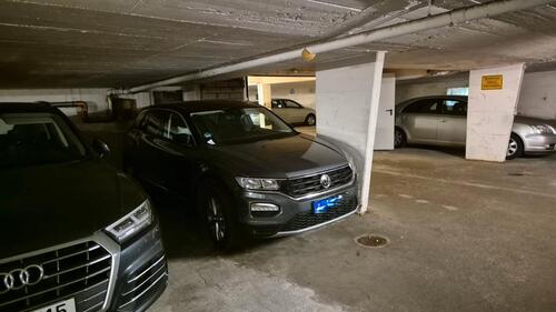 Foto - PKW Stellplatz - Zum Alten Tor, Troisdorf