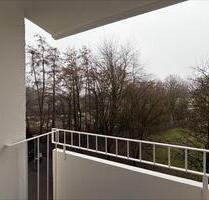 Großzügig geschnittene 2-Zi.-Wohnung mit Balkon! - Leverkusen Alkenrath Großzügig geschnittene 2-Zi.-Wohnung mit Balkon! - Leverkusen Alkenrath