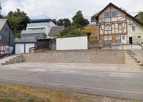 Foto - PKW-Stellplatz in Hübingen bei Montabaur (30 Euro mtl.)