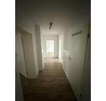 Schöne Dachgeschoss Wohnung in der Schildstraße 27 - Plauen