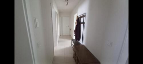 Foto - 4-Zimmer Hochpaterre mit Balkon und Gartenanteil