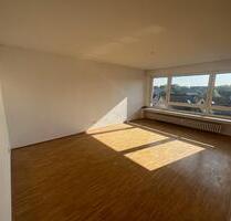 TOP Wohnung 3 Zimmer 100 qm - 790,00&nbsp;EUR Kaltmiete, ca.&nbsp; 100,00&nbsp;m&sup2; in Gelsenkirchen (PLZ: 45899) Gelsenkirchen-West