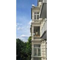 „Helle 2,5-Zimmer-Wohnung mit Balkon in zentraler Lage“ - Wiesbaden Südost